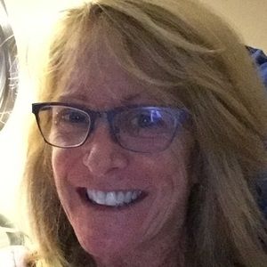 Meet your Posher, Stacy